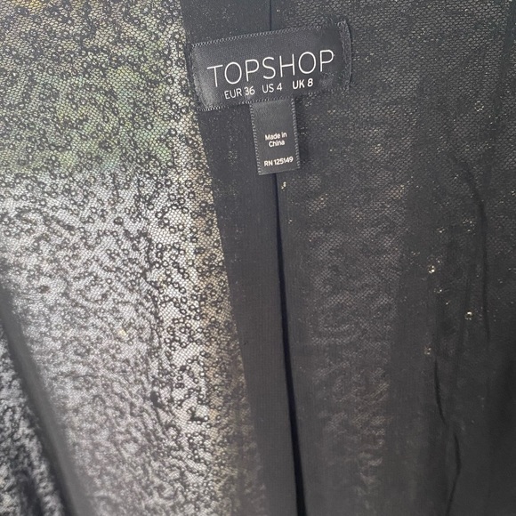 Gold to black sequence throw over - Picture 3 of 3